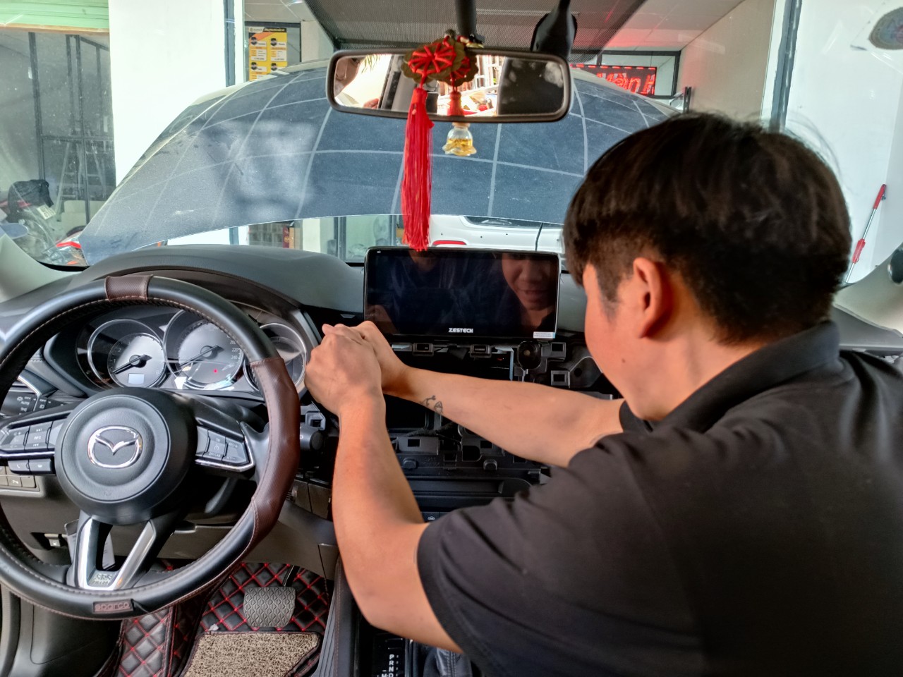 Lắp đặt màn hình liền Camera 360 độ ZESTECH cho Mazda CX5 