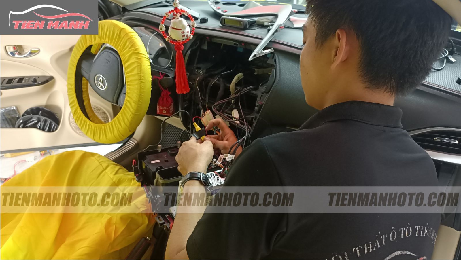 Gắn Màn Hình Zestech Z500 Cho Xe Toyota Vios