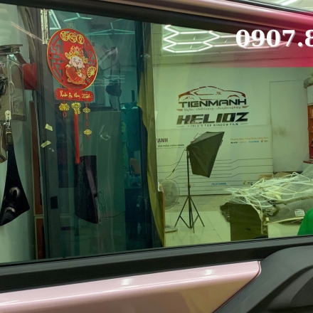 DÁN PHIM CÁCH NHIỆT HELIOZ CHO VINFAST VF3 TẠI ĐỒNG NAI